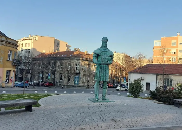 Gundulic Square 3